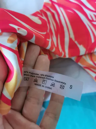 Trikini estampado naranja y rojo