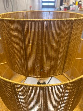 Lampada a sospensione con design moderno e elegante