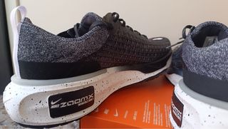 Nike ZoomX Invincible Run FK3 Negro/Gris