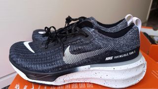 Nike ZoomX Invincible Run FK3 Negro/Gris