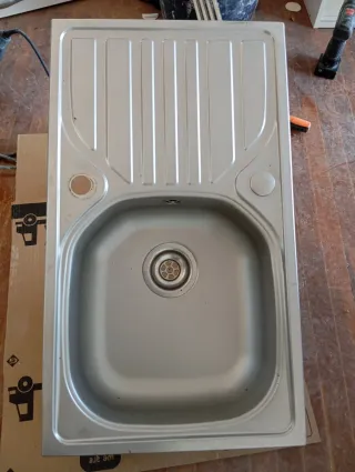 Fregadero de cocina metálico