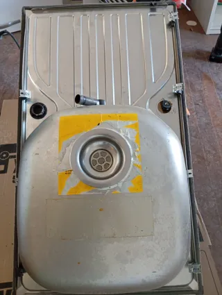 Fregadero de cocina metálico