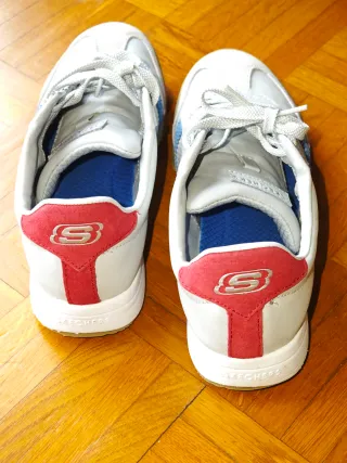 Zapatillas Skechers Blancas y Azules