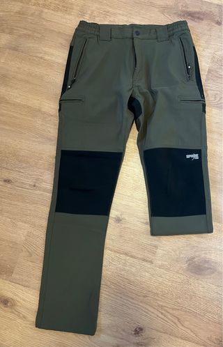 Pantalón caza montaña SPHERE verde parches negros