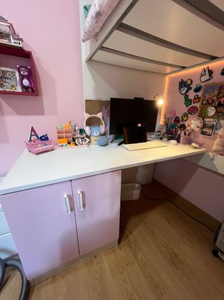 Cama alta Ikea SMÅSTAD con escritorio