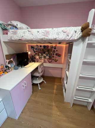 Cama alta Ikea SMÅSTAD con escritorio