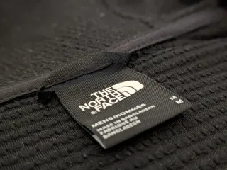 Chaqueta The North Face Fleece Negra/Gris