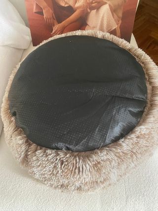 Cama/cueva para mascotas suave