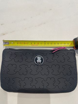 Bolso maquillaje TOUS negro y rosa