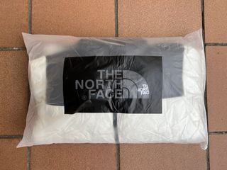 The North Face Chaqueta Blanca y Negra