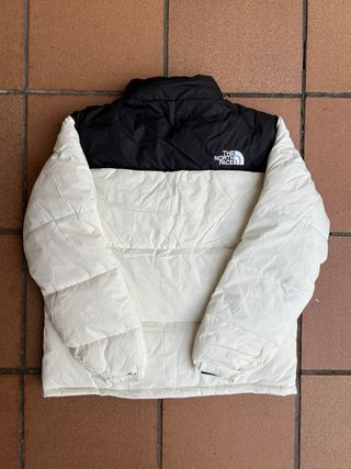 The North Face Chaqueta Blanca y Negra