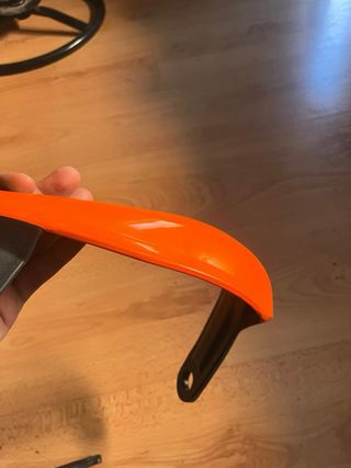 Depósito KTM Adventure 390 y despiece