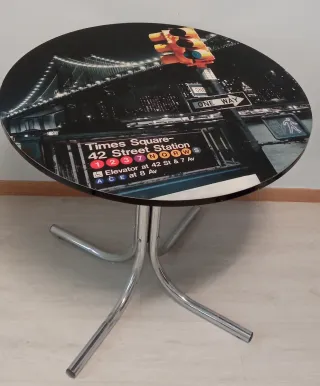 Mesa redonda de comedor o cocina