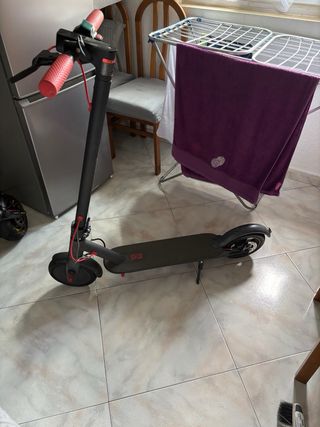 Patinete Eléctrico SK8 Negro
