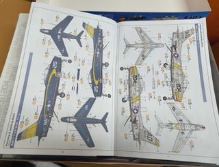 Maqueta Avión FJ-3 Fury Kitty Hawk 1/48