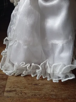 Muñeca de porcelana comunión