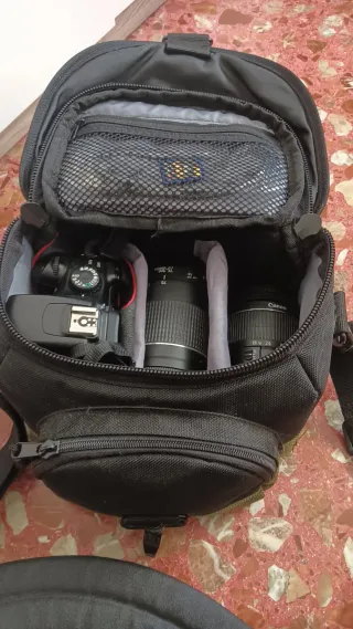 Cámara Canon EOS 1100D + Objetivo 75-300mm