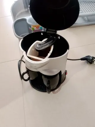 Lote de limpieza: escoba, cubo, fregona