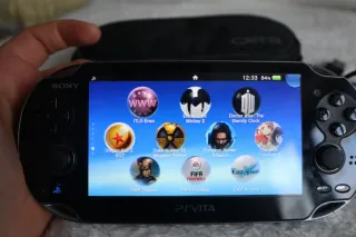 PS Vita Negra. Chipped
