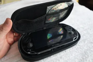 PS Vita Negra. Chipped