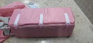 Cuna de viaje rosa