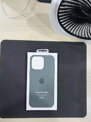 Funda iPhone 15 Pro Max Apple Cypress
