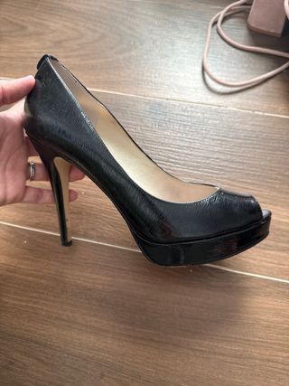 Zapatos tacón Michael Kors negros