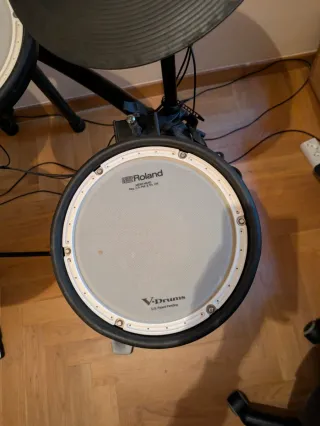 Batería Electrónica Roland TD-17 KV + Doble Pedal