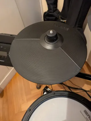 Batería Electrónica Roland TD-17 KV + Doble Pedal