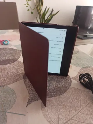 Kindle Oasis 10a Gen + Funda.