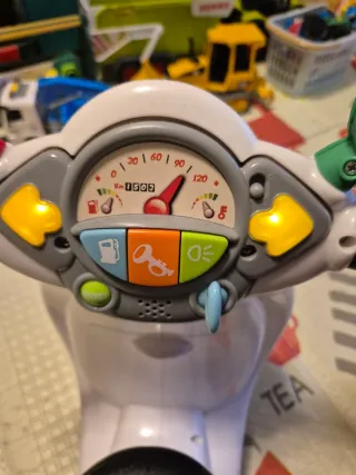 Vespa Chicco bianca per bambini