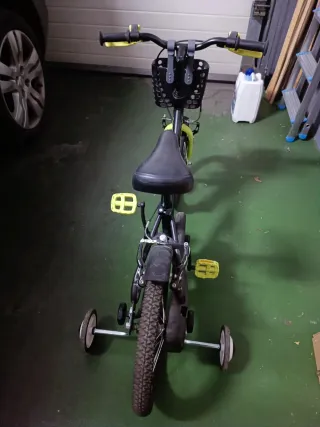 Bicicleta infantil 16 BTWIN como nueva