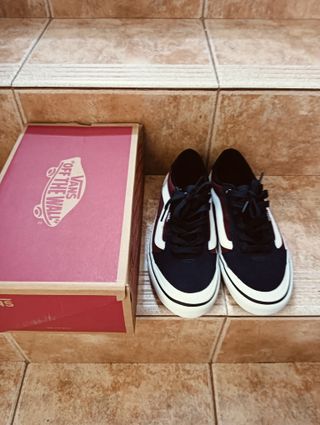 Tenis Vans Azul y Rojo