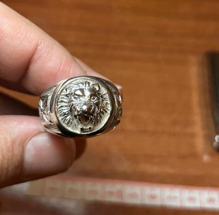 Anillo Plata 925 León y Cruz Malta 10.86g