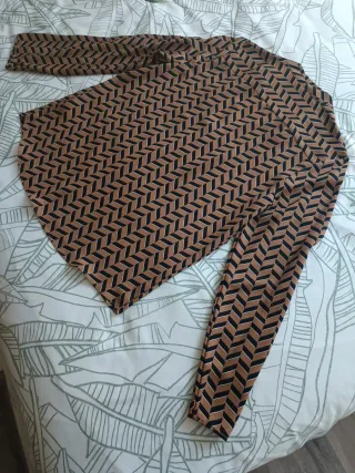 Blusa tonos marrones Talla M NUEVA SIN ESTRENAR