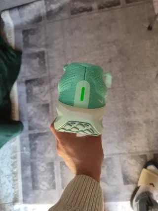 Nike Air Winflo 11 Teal/Blanco Talla 40