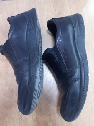 Zapatos Ecco de piel negros