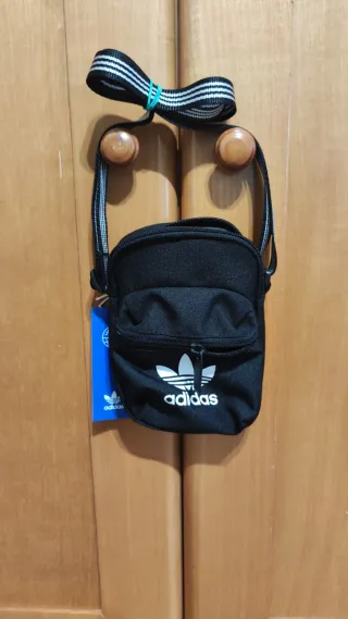 Bolso Adidas Negro Nuevo