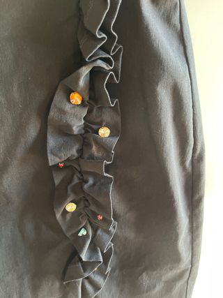 Falda Mango negra con pedrería Talla S