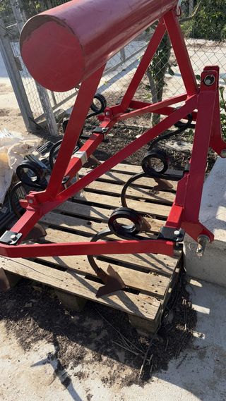 Arado cultivador conquilde