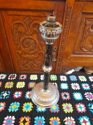 Lampara antigua de aceite