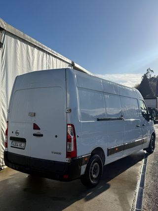 Nissan NV400 2013