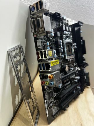 componentes CPU, RAM, Placa base, Procesador