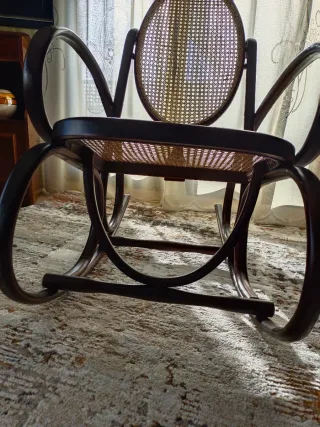 Mecedora Thonet Vintage madera maciza