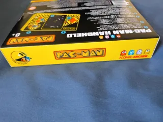 consola portatil pac-man handheld iconic arcade