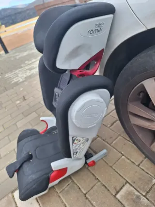 Silla coche niño Britax Römer. Año 2014