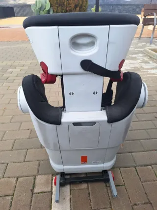 Silla coche niño Britax Römer. Año 2014