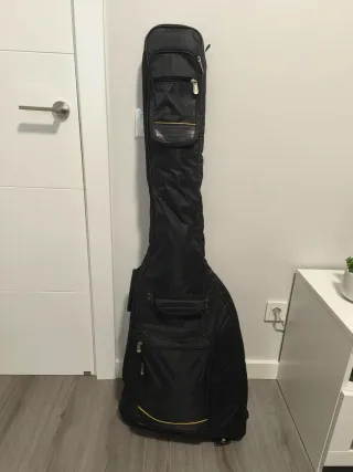 BC Rich Warbeast Bajo Eléctrico Negro