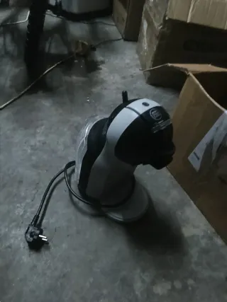 3 cafeteras dolce gusto 2 funcionan la otra no