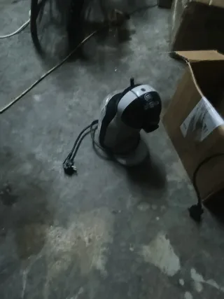 3 cafeteras dolce gusto 2 funcionan la otra no